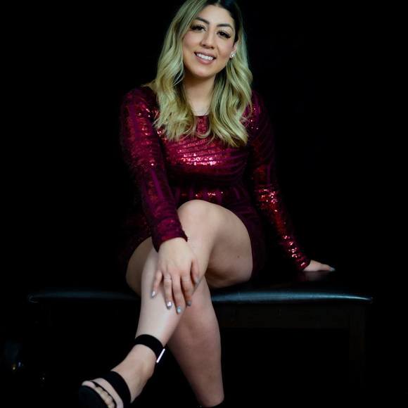 Meet your Posher, Sara - Picture 1 of 1